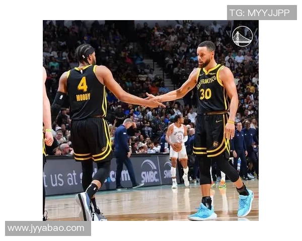 2013年NBA西部半决赛勇士与马刺的经典对决回顾与分析 2013年NBA西部半决赛勇士与马刺的经典对决回顾与分析