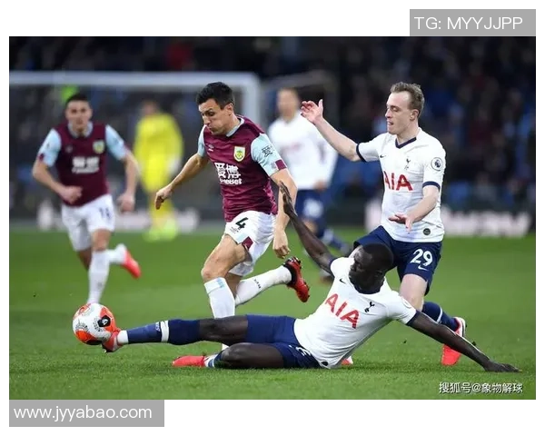 亚特联大迎战休斯敦球队全力争胜展现实力与团队合作 亚特联大迎战休斯敦球队全力争胜展现实力与团队合作