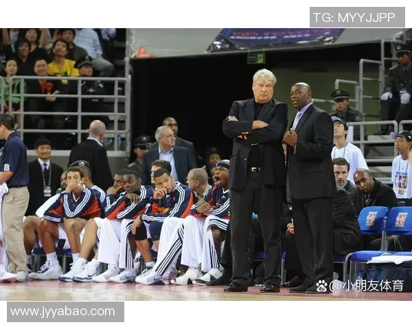 尼克斯与魔术激战正酣球迷期待精彩对决与惊喜表现 尼克斯与魔术激战正酣球迷期待精彩对决与惊喜表现